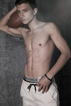 Copyright: MonicaHahnPhotography.com & FenceOgraphy.com
