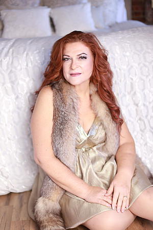 Copyright: MonicaHahnPhotography.com & FenceOgraphy.com