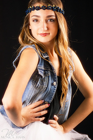 MonicaHahnPhotography, Monica Hahn, FenceOgraphy, sue bryce, fashion, teen vogue, photoshoot, beauty, glam the dress, portrait, portrait photographer, senior pictures, senior photo shoot, photo shoot,