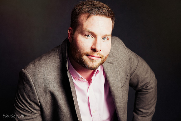 Head shots for business and personal branding by fashion and beauty photographer Monica Hahn.  Up your image, make the right statement and start experiencing the feedback you want with the right sorts