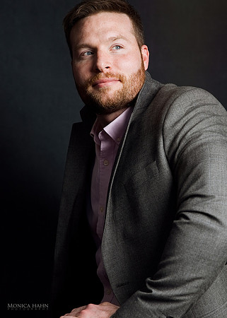 Head shots for business and personal branding by fashion and beauty photographer Monica Hahn.  Up your image, make the right statement and start experiencing the feedback you want with the right sorts