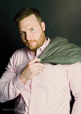 Head shots for business and personal branding by fashion and beauty photographer Monica Hahn.  Up your image, make the right statement and start experiencing the feedback you want with the right sorts