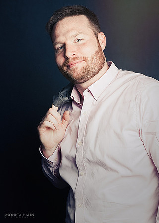 Head shots for business and personal branding by fashion and beauty photographer Monica Hahn.  Up your image, make the right statement and start experiencing the feedback you want with the right sorts