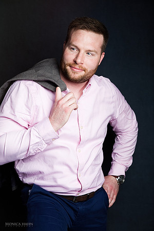 Head shots for business and personal branding by fashion and beauty photographer Monica Hahn.  Up your image, make the right statement and start experiencing the feedback you want with the right sorts