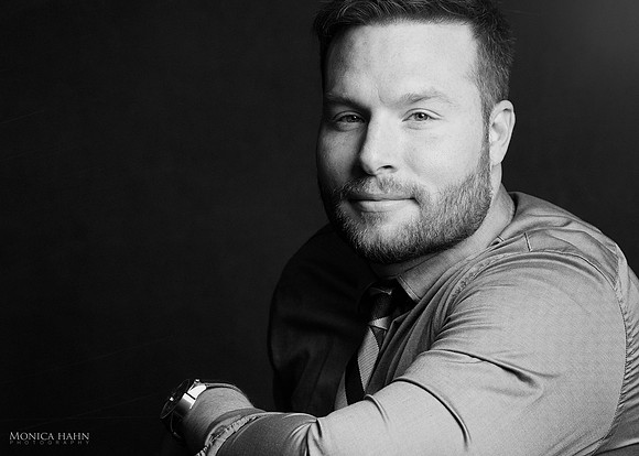 Head shots for business and personal branding by fashion and beauty photographer Monica Hahn.  Up your image, make the right statement and start experiencing the feedback you want with the right sorts