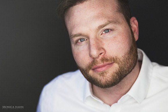 Head shots for business and personal branding by fashion and beauty photographer Monica Hahn.  Up your image, make the right statement and start experiencing the feedback you want with the right sorts