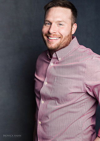 Head shots for business and personal branding by fashion and beauty photographer Monica Hahn.  Up your image, make the right statement and start experiencing the feedback you want with the right sorts