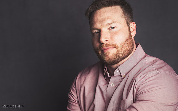 Head shots for business and personal branding by fashion and beauty photographer Monica Hahn.  Up your image, make the right statement and start experiencing the feedback you want with the right sorts
