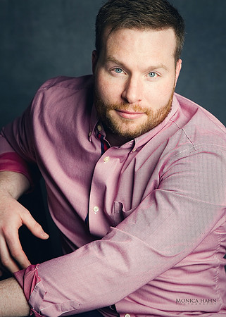 Head shots for business and personal branding by fashion and beauty photographer Monica Hahn.  Up your image, make the right statement and start experiencing the feedback you want with the right sorts