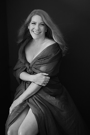 3C8A7982_BW_RET