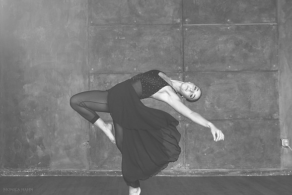 3C8A7943-bw