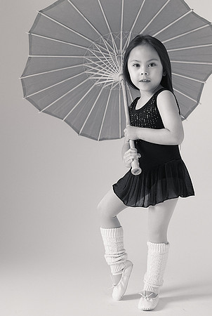 3C8A9908--EV_BW_Cro 2