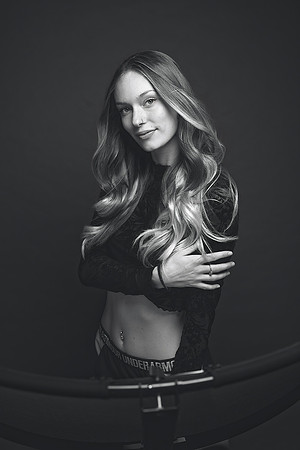 3C8A1496_BW_Fade_RETEV