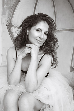 photoshoot near me, portrait photographer near me, fashion photographer near me, portrait studio near me