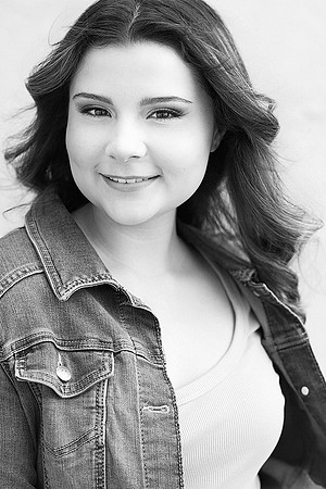 3C8A6824-EV_BW_Cro