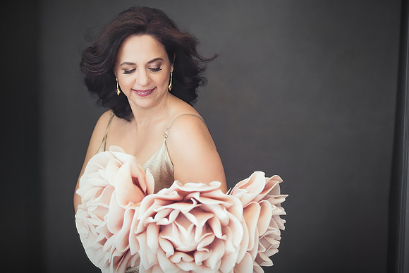 inside the style studio, monica hahn photography, beauty portraits, portraits, portrait photographer, san diego portraits, san diego portrait studio, san diego portrait photographer, headshots, headsh