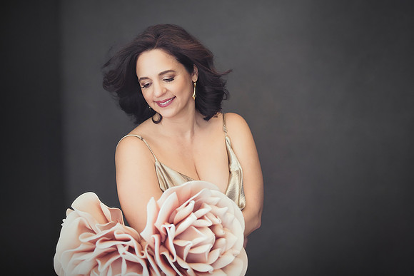 inside the style studio, monica hahn photography, beauty portraits, portraits, portrait photographer, san diego portraits, san diego portrait studio, san diego portrait photographer, headshots, headsh