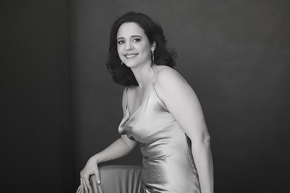inside the style studio, monica hahn photography, beauty portraits, portraits, portrait photographer, san diego portraits, san diego portrait studio, san diego portrait photographer, headshots, headsh