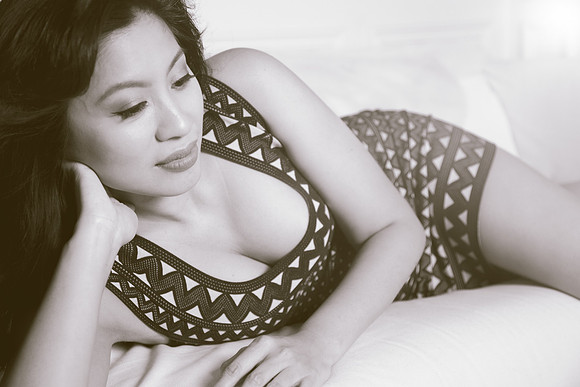 photo shoot with beautiful make overs including headshots and beauty & glamour images
