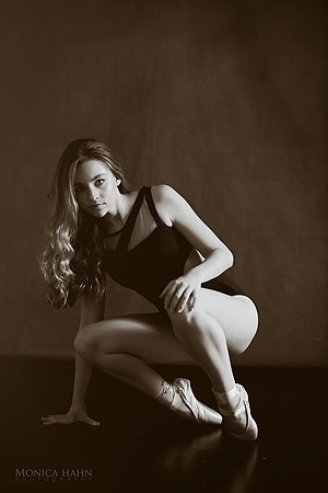 IMG_2013_bw-1574703198161
