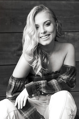 3C8A5470_BW crop