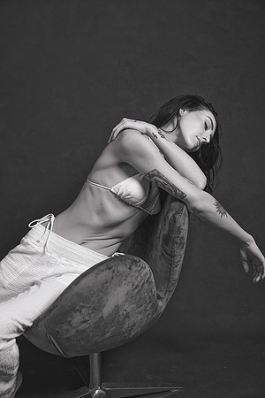 3C8A4501_BW 2
