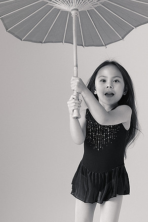 3C8A9940--EV_BW_Cro
