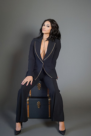 photoshoot near me, portrait photographer near me, fashion photographer near me