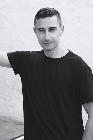 3C8A2009--EV_BW_Cro