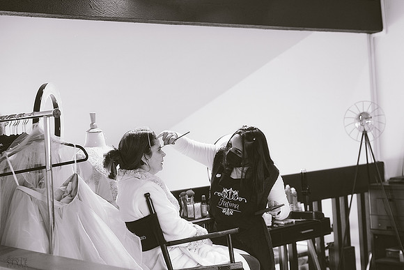 3C8A9833_BW
