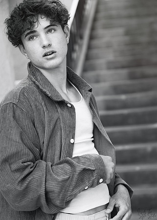 3C8A7003_BW_Crop