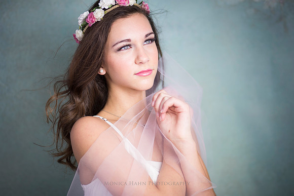 Copyright: MonicaHahnPhotography.com & FenceOgraphy.com