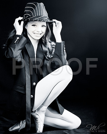 MonicaHahnPhotography, Monica Hahn, FenceOgraphy, sue bryce, fashion, teen vogue, photoshoot, beauty, glam the dress, portrait, portrait photographer, senior pictures, senior photo shoot, photo shoot,