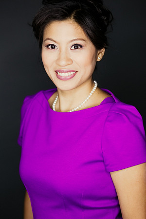 photo shoot with beautiful make overs including headshots and beauty & glamour images