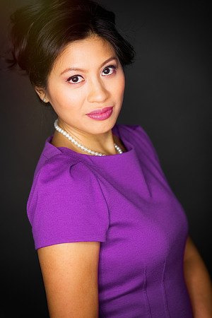 photo shoot with beautiful make overs including headshots and beauty & glamour images