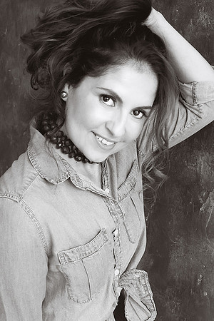 photoshoot near me, portrait photographer near me, fashion photographer near me, portrait studio near me