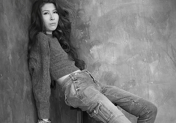 3C8A9292_BW_Crop