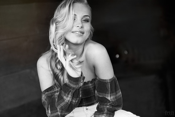 3C8A5555_BW
