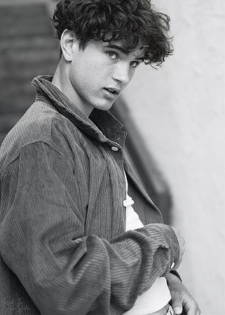 3C8A7006_BW_Crop