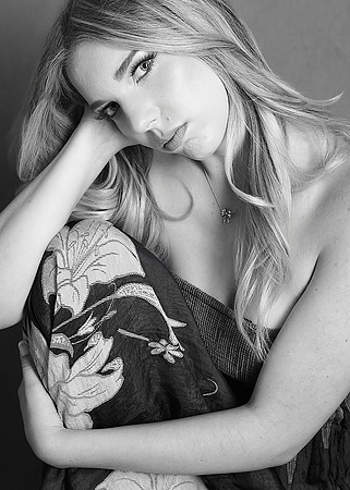 inside the style studio, monica hahn photography, modeling photography, model portfolio, model photographer, fashion photographer, female model