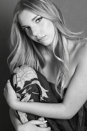 inside the style studio, monica hahn photography, modeling photography, model portfolio, model photographer, fashion photographer, female model
