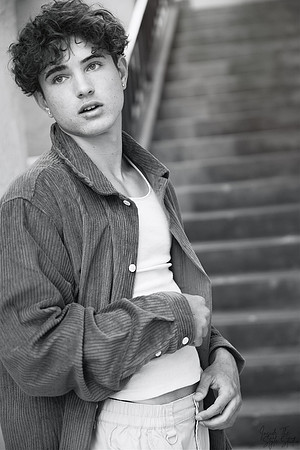 3C8A7003_BW