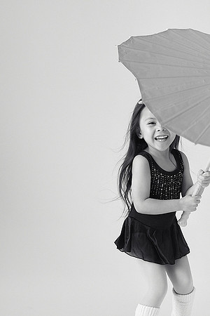 3C8A0047_V2_BW_Cro