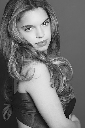 3C8A7545_EV_BW_Cro