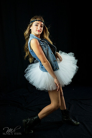 MonicaHahnPhotography, Monica Hahn, FenceOgraphy, sue bryce, fashion, teen vogue, photoshoot, beauty, glam the dress, portrait, portrait photographer, senior pictures, senior photo shoot, photo shoot,