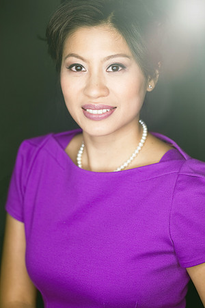 photo shoot with beautiful make overs including headshots and beauty & glamour images