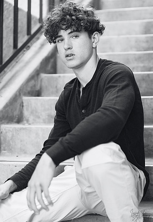 3C8A6835_BW_Crop