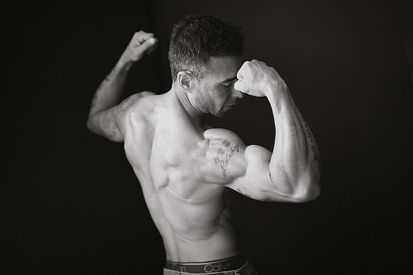 3C8A0405_BW