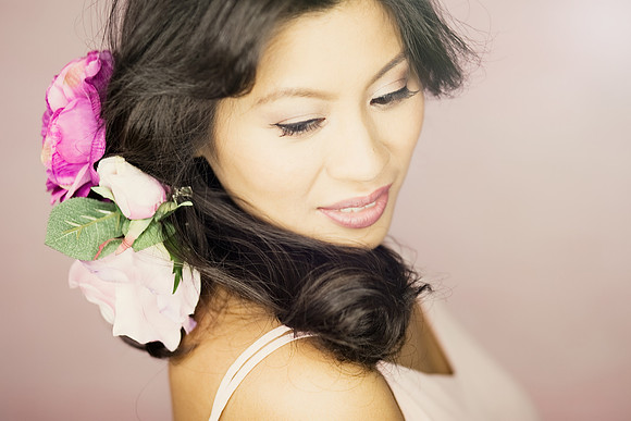 photo shoot with beautiful make overs including headshots and beauty & glamour images