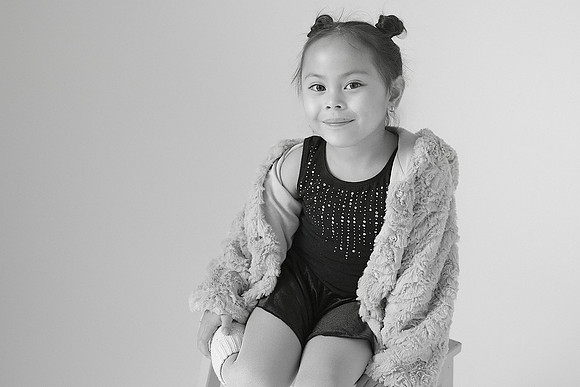 3C8A0448--EV_BW_Cro